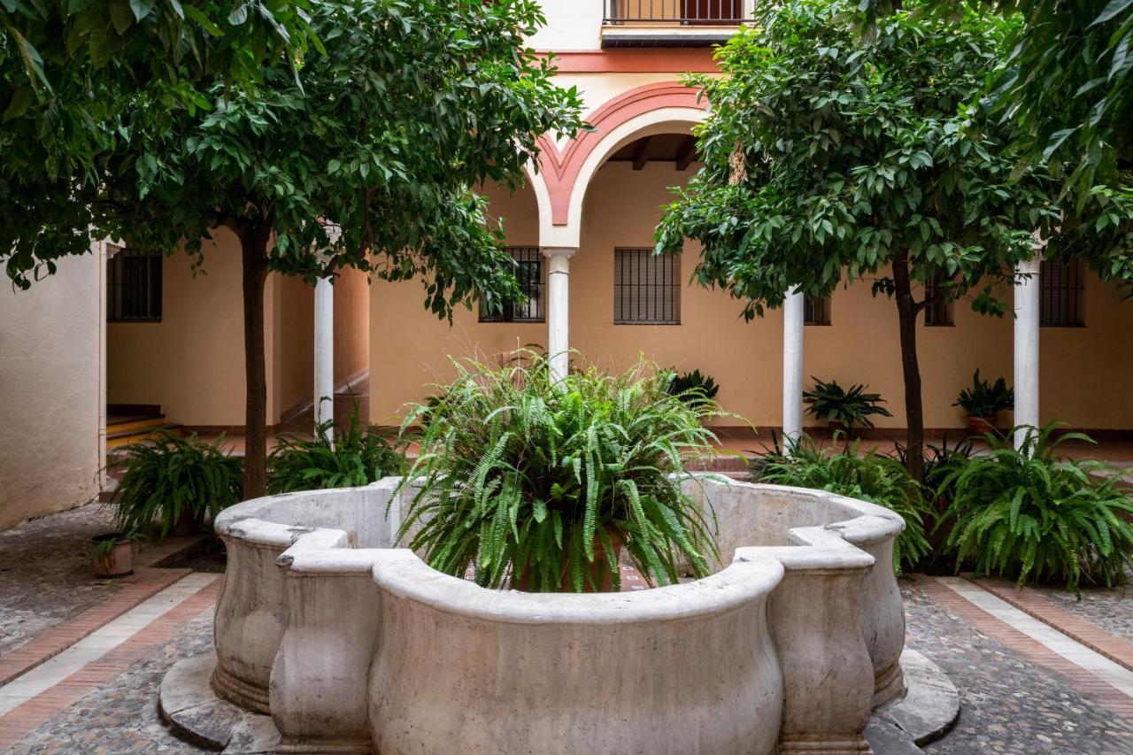 Magno Apartments Santa Ana 26 Sevilla Bagian luar foto